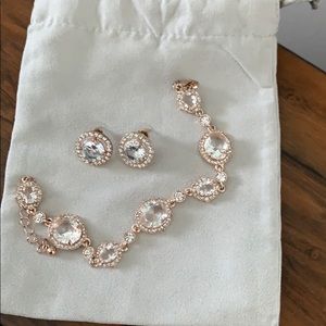 Bracelet and earrings